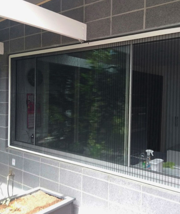 Retractable Window Screens